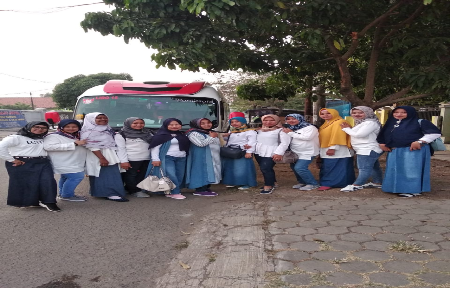 Tips Liburan Hemat Dengan Sewa Bus Jakarta Bogor